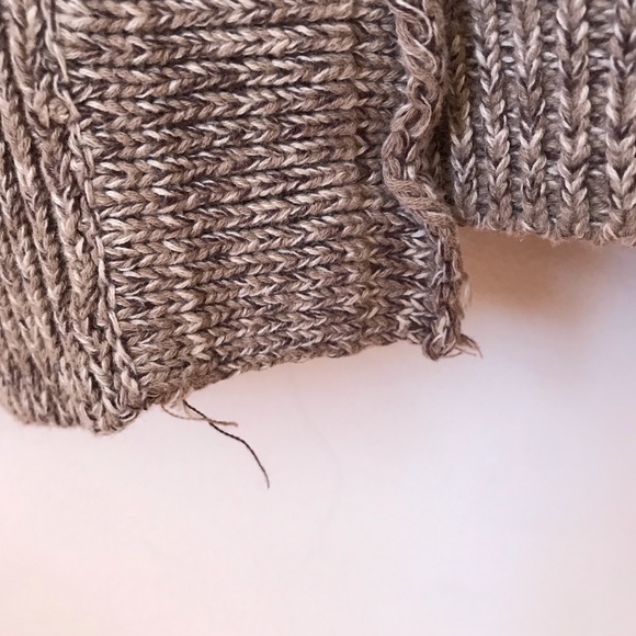 By Corpus Size Small Sweater Vest - Picture 7 of 7